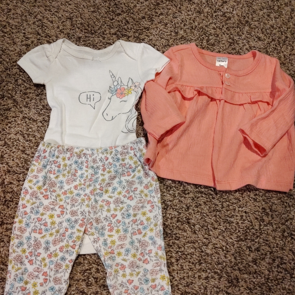 3 piece Carter's set